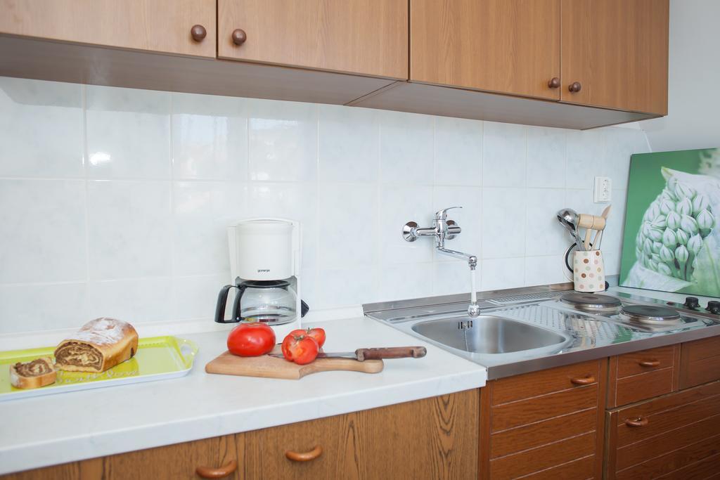 Hana Home - Apartments Tisno Εξωτερικό φωτογραφία