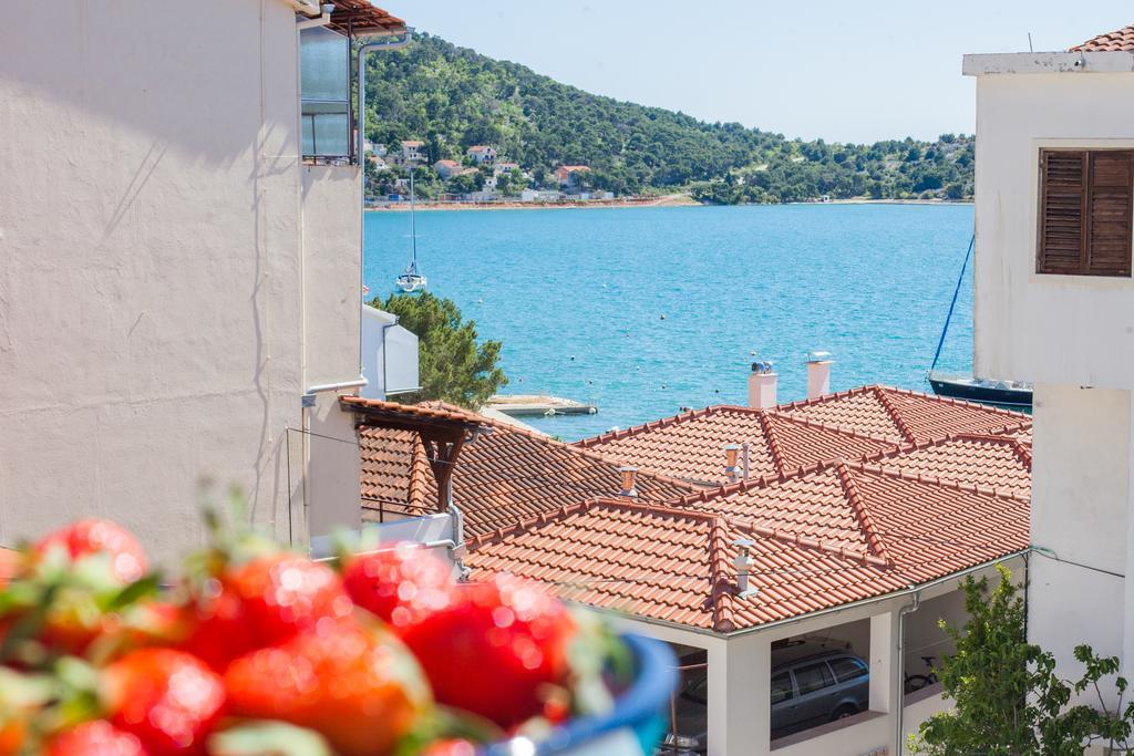 Hana Home - Apartments Tisno Εξωτερικό φωτογραφία