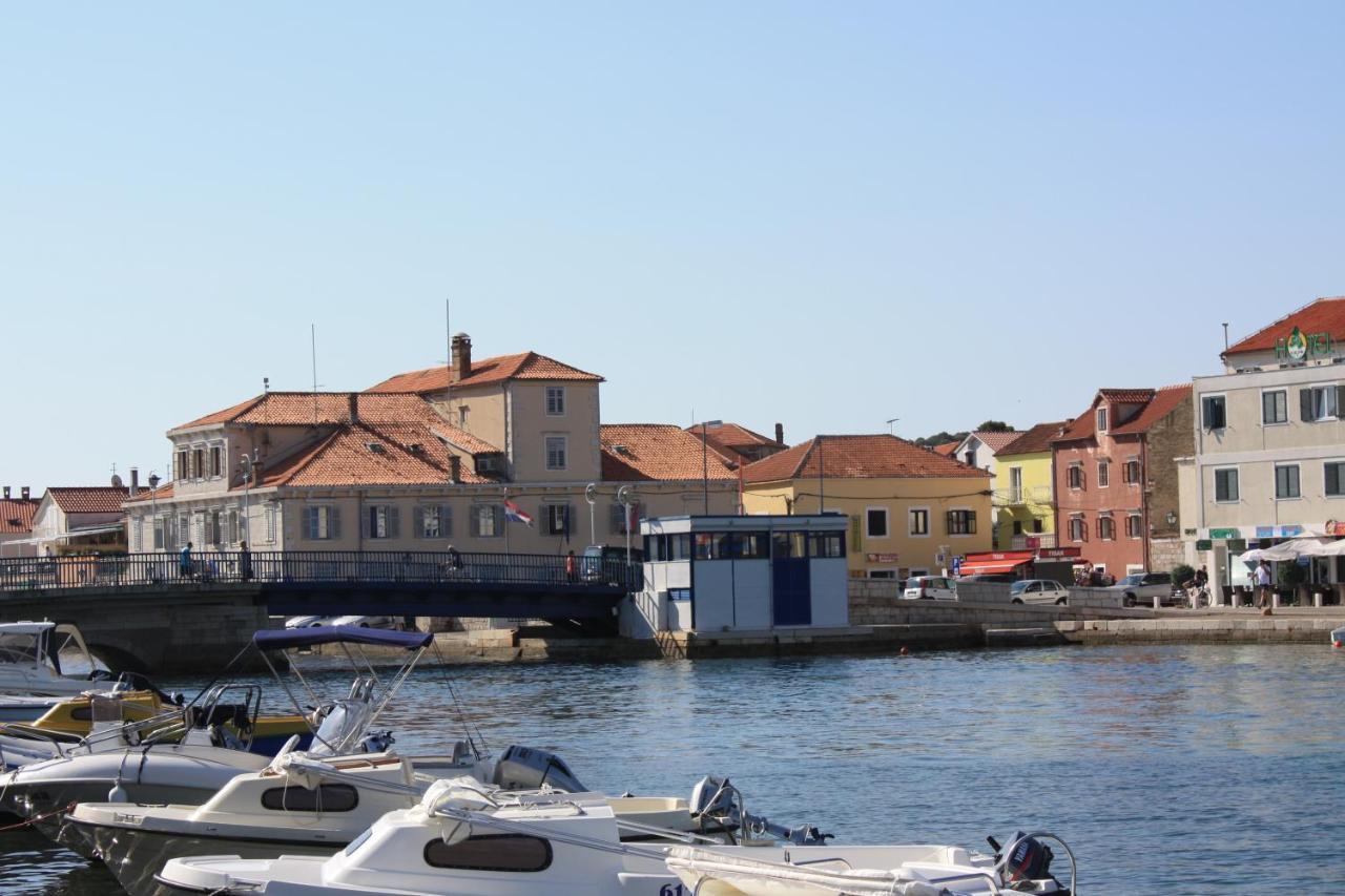 Hana Home - Apartments Tisno Εξωτερικό φωτογραφία